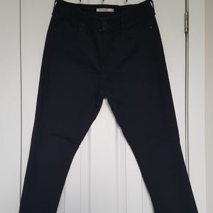 Levi's 311's in black